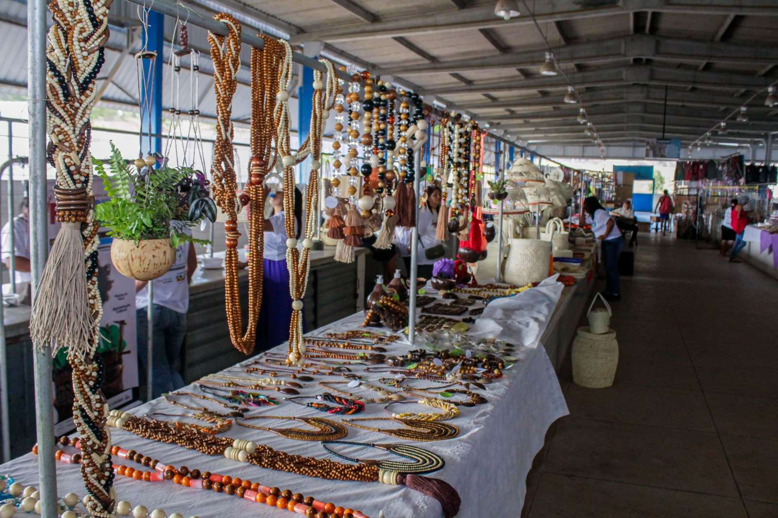 Mercado Público de Coruripe recebe 1ª FEARTE - Feira de Artesanato e Exposição do Projeto Reciclando e Transformando